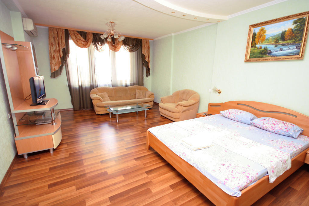 Inn Home Apartments - Livoberezhna Kyiv Room photo