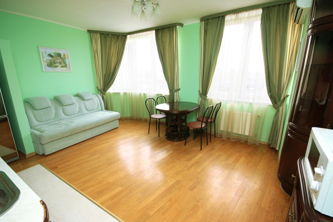 Inn Home Apartments - Livoberezhna Kyiv Exterior photo